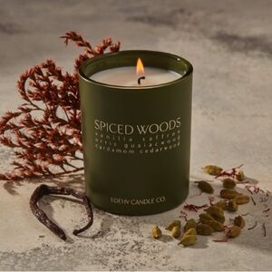 NWT Dehv Candle Co - Spiced Woods